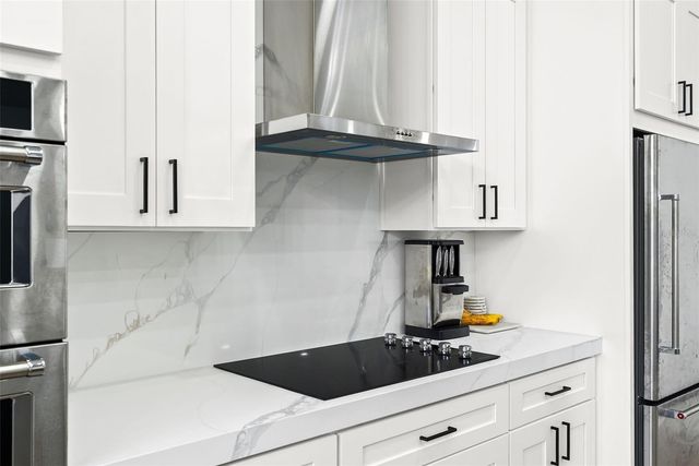 15912 WILLOWDALE ROAD, Tampa, FL 33625