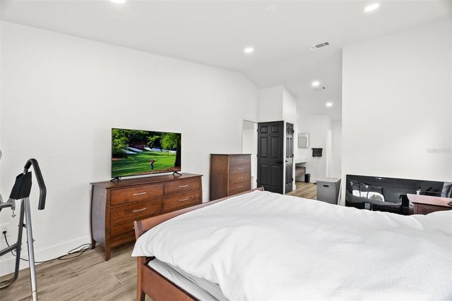 15912 WILLOWDALE ROAD, Tampa, FL 33625