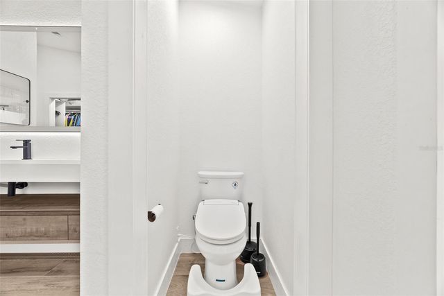 15912 WILLOWDALE ROAD, Tampa, FL 33625