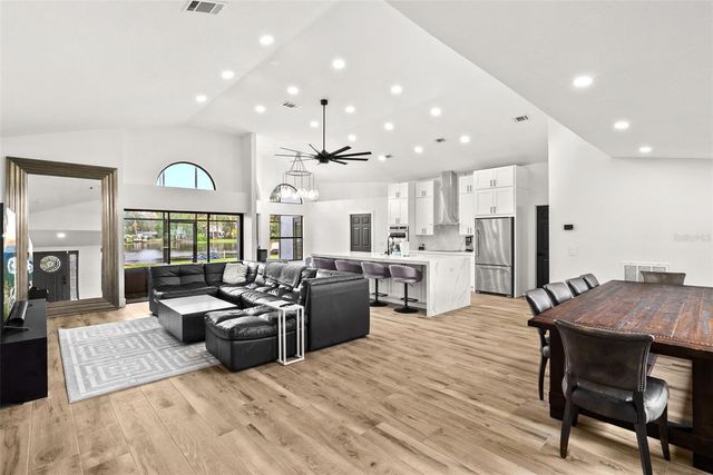 15912 WILLOWDALE ROAD, Tampa, FL 33625