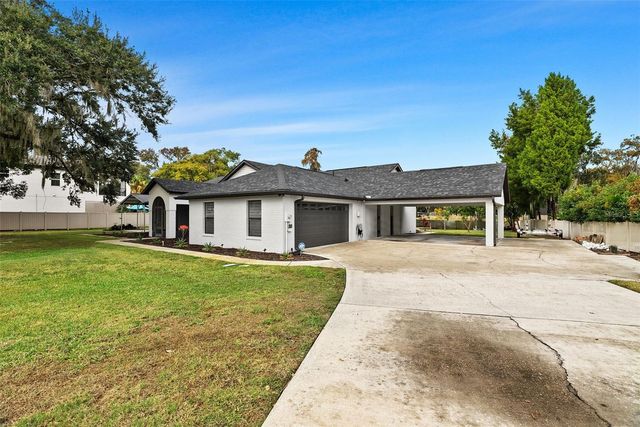 15912 WILLOWDALE ROAD, Tampa, FL 33625