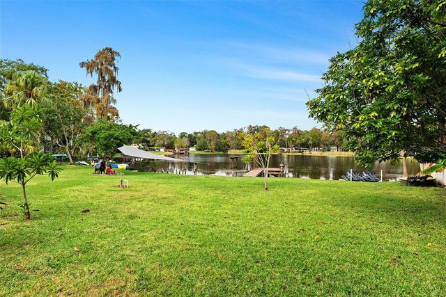 15912 WILLOWDALE ROAD, Tampa, FL 33625