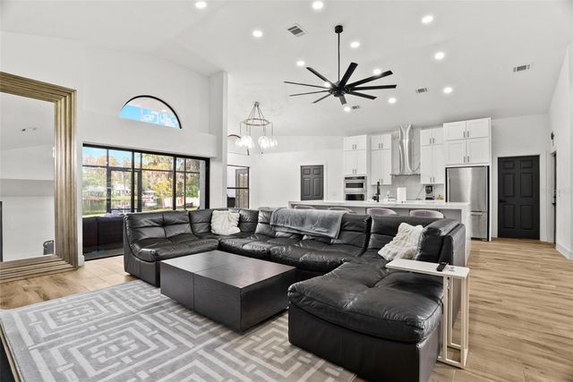 15912 WILLOWDALE ROAD, Tampa, FL 33625