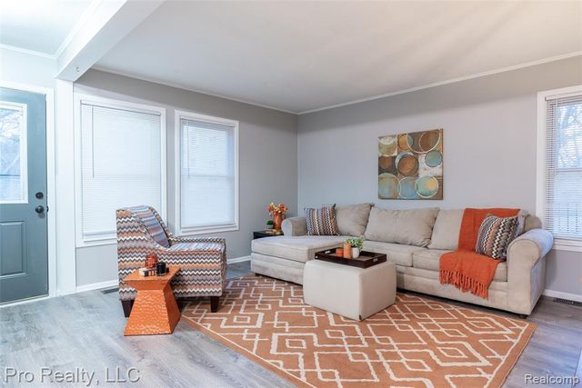 2071 Winewood Avenue, Ann Arbor, MI 48103