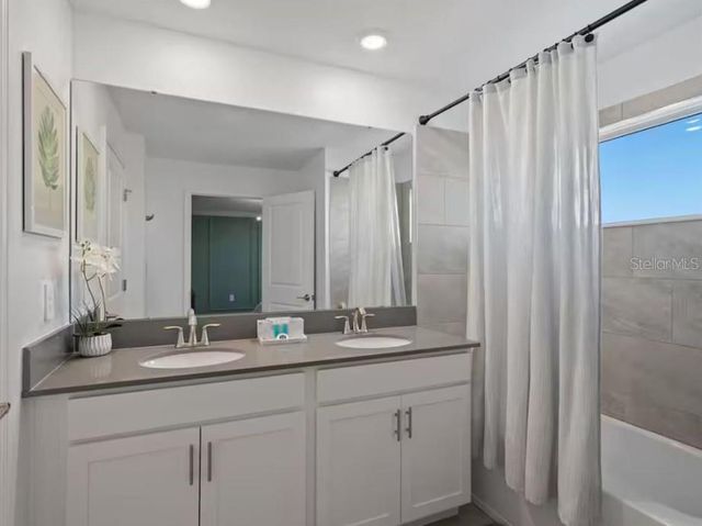 1184 KINGSBARN STREET, Davenport, FL 33896