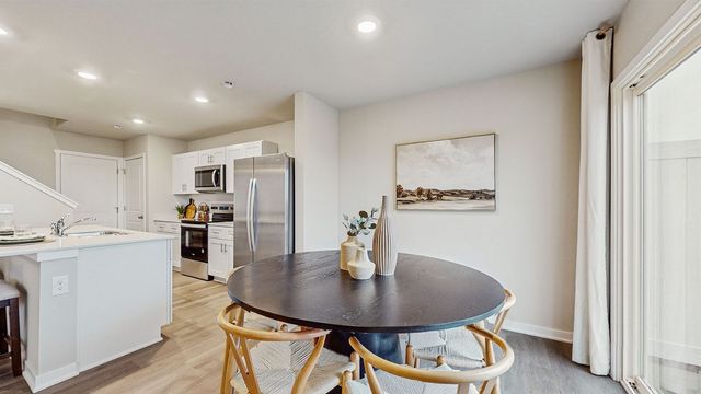 9436 Lovegrass Drive SW, Cedar Rapids, IA 52404