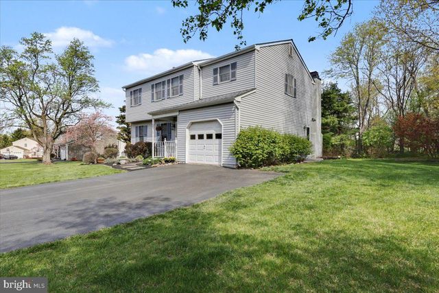 118 CARRIE LN, Phoenixville, PA 19460