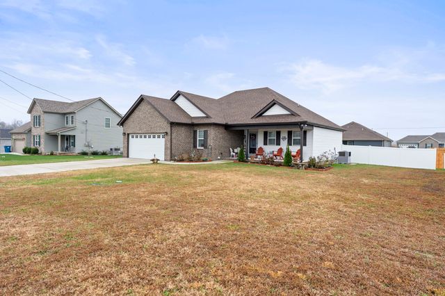 110 Saddle St, Manchester, TN 37355