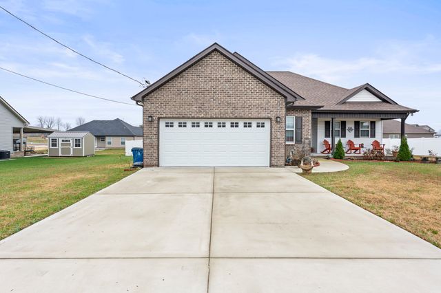 110 Saddle St, Manchester, TN 37355