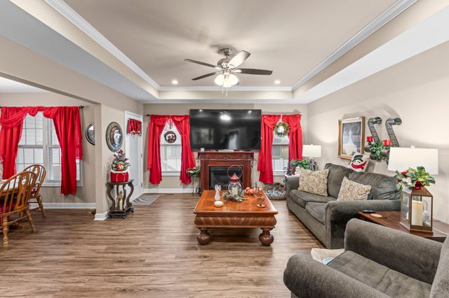 110 Saddle St, Manchester, TN 37355