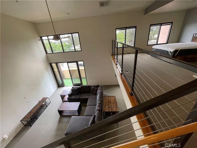 101 W Mission 305, Pomona, CA 91766