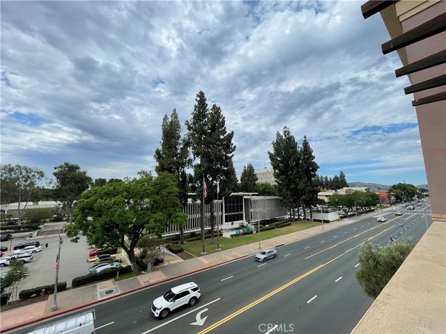 101 W Mission 305, Pomona, CA 91766