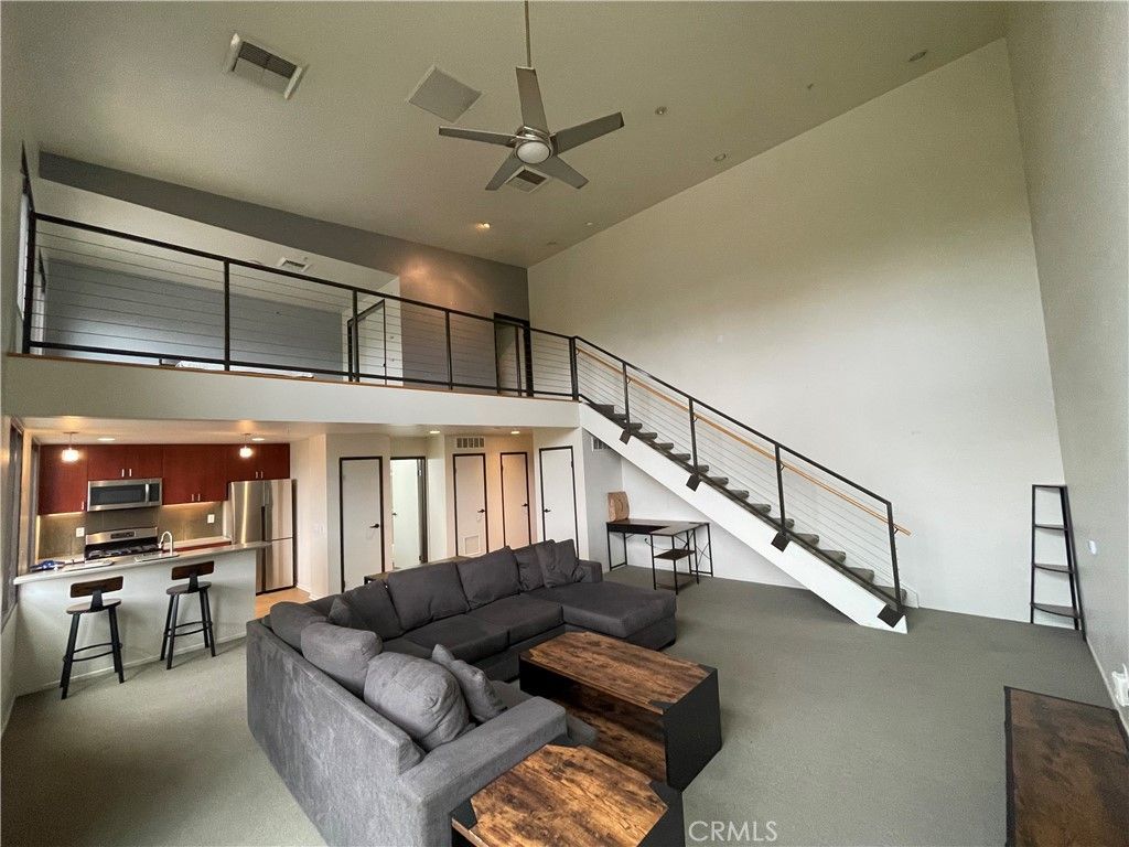 101 W Mission 305, Pomona, CA 91766