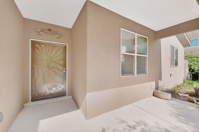 417 6TH Street NE, Rio Rancho, NM 87124