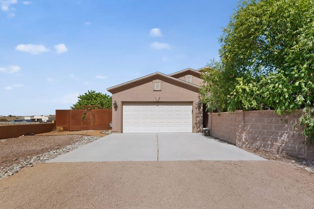 417 6TH Street NE, Rio Rancho, NM 87124