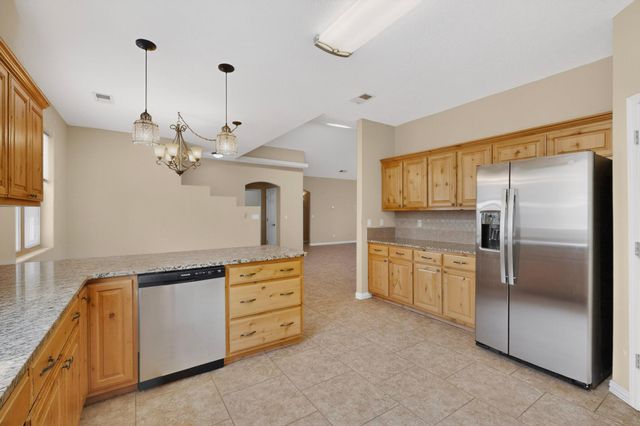 417 6TH Street NE, Rio Rancho, NM 87124