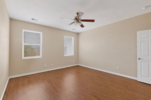 417 6TH Street NE, Rio Rancho, NM 87124
