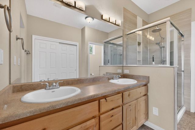 417 6TH Street NE, Rio Rancho, NM 87124