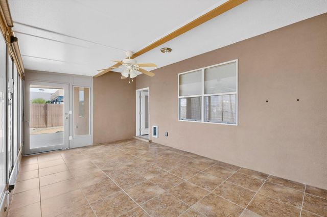 417 6TH Street NE, Rio Rancho, NM 87124