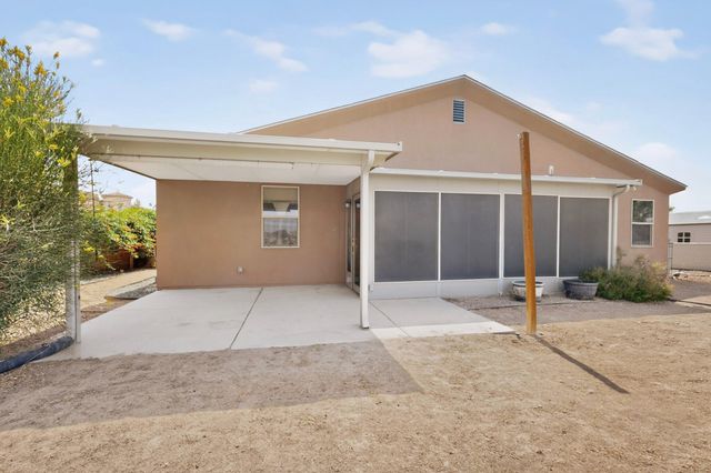 417 6TH Street NE, Rio Rancho, NM 87124