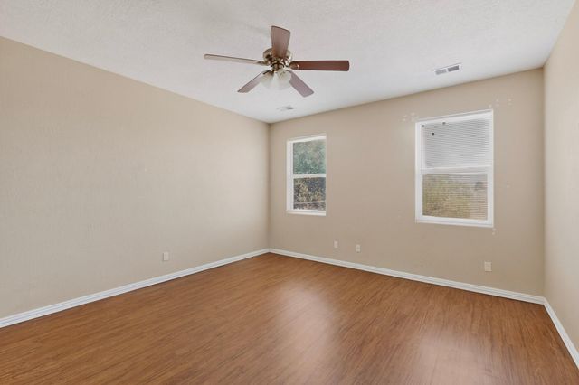 417 6TH Street NE, Rio Rancho, NM 87124