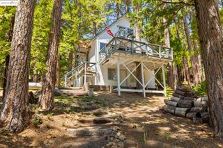 29380 Lassen Dr, Cold Springs, CA 95335
