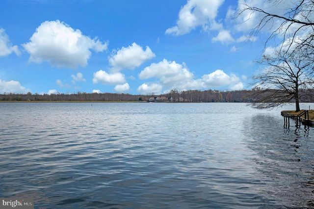 104 SPRING GROVE LN, Locust Grove, VA 22508