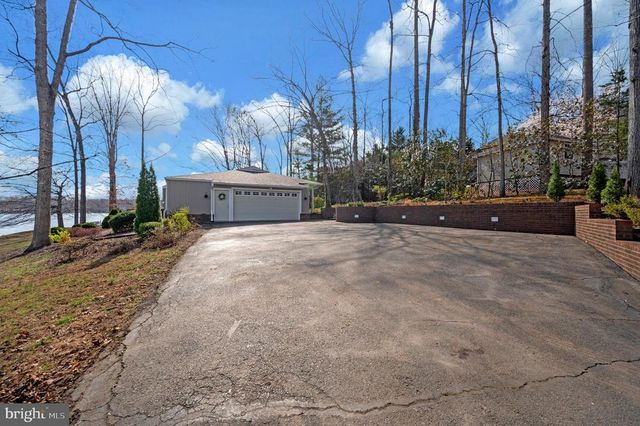 104 SPRING GROVE LN, Locust Grove, VA 22508