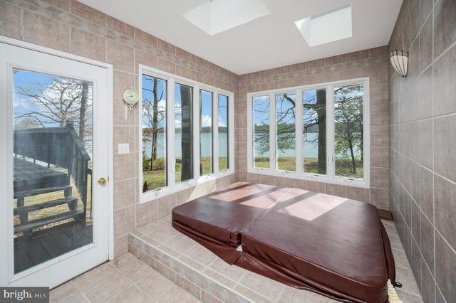 104 SPRING GROVE LN, Locust Grove, VA 22508