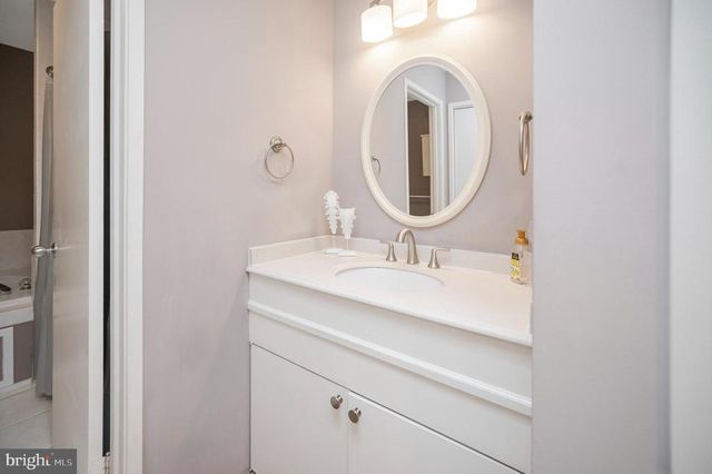 104 SPRING GROVE LN, Locust Grove, VA 22508