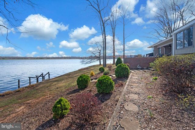 104 SPRING GROVE LN, Locust Grove, VA 22508