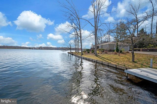 104 SPRING GROVE LN, Locust Grove, VA 22508