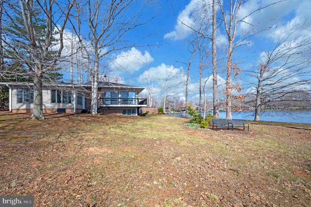 104 SPRING GROVE LN, Locust Grove, VA 22508