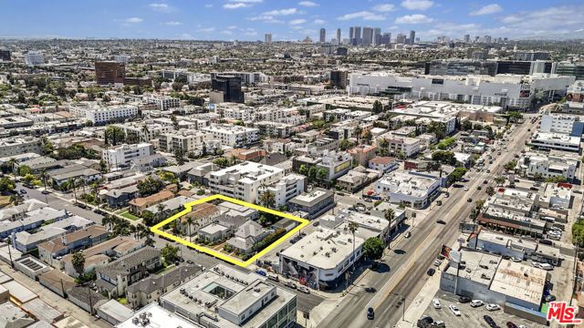 121 N Flores Street, Los Angeles, CA 90048