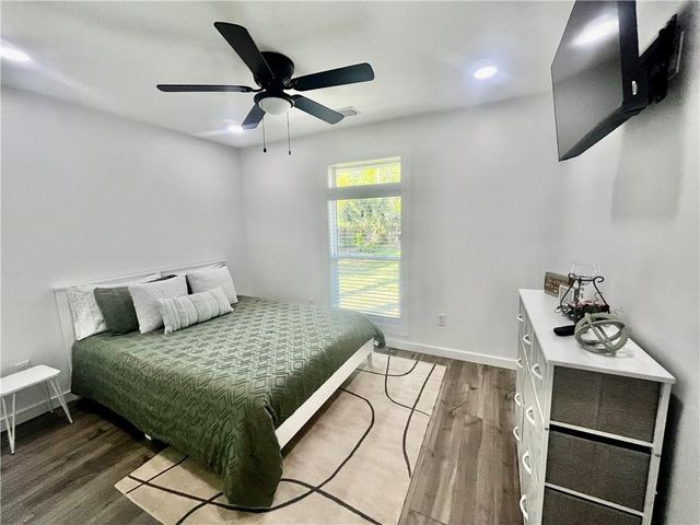 377 Midway Circle, Brunswick, GA 31523