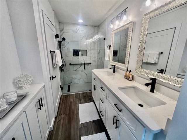 377 Midway Circle, Brunswick, GA 31523