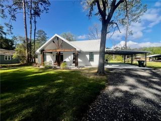 377 Midway Circle, Brunswick, GA 31523
