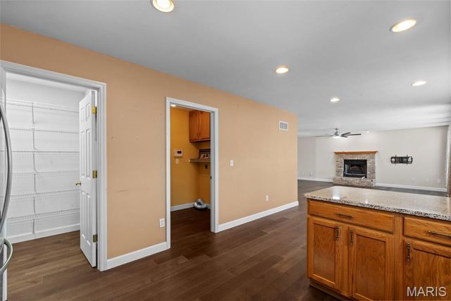 1082 Autumn Oaks Drive, Imperial, MO 63052