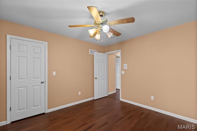 1082 Autumn Oaks Drive, Imperial, MO 63052