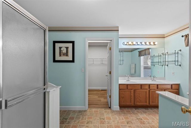 1082 Autumn Oaks Drive, Imperial, MO 63052