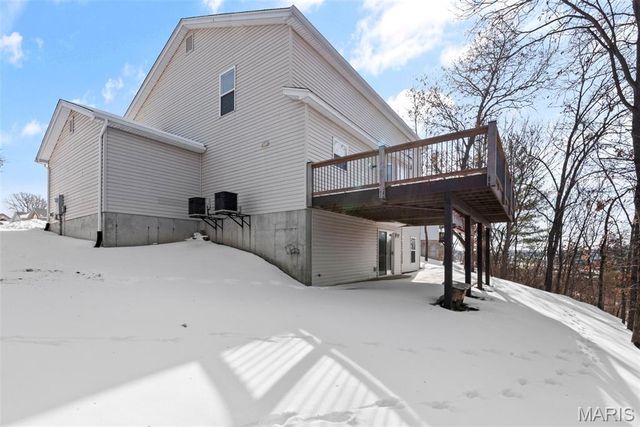 1082 Autumn Oaks Drive, Imperial, MO 63052