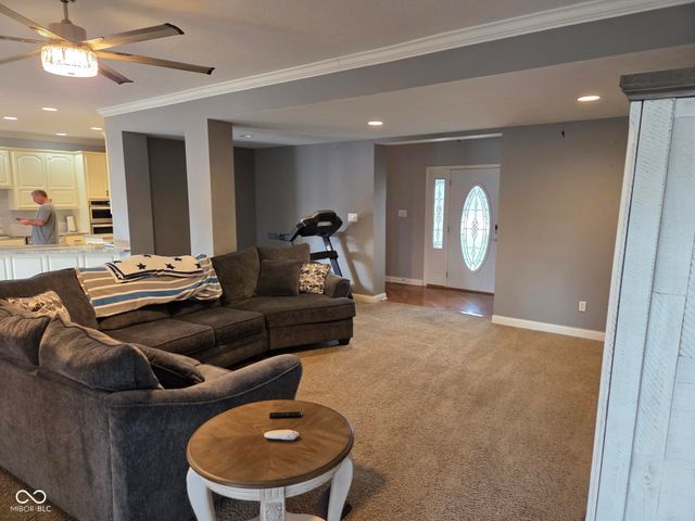 7405 Rooses Drive, Indianapolis, IN 46217