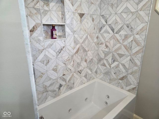 7405 Rooses Drive, Indianapolis, IN 46217