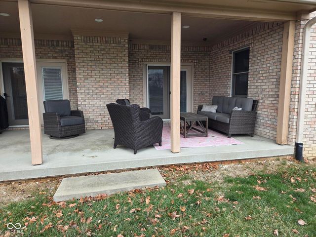 7405 Rooses Drive, Indianapolis, IN 46217