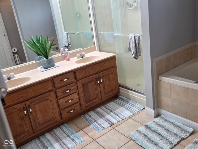 7405 Rooses Drive, Indianapolis, IN 46217