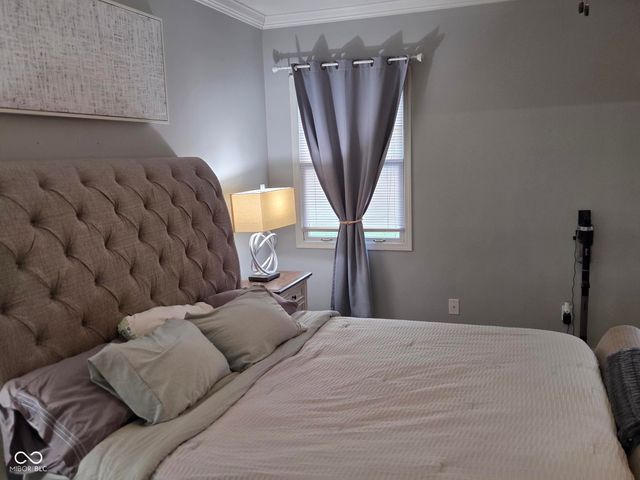 7405 Rooses Drive, Indianapolis, IN 46217