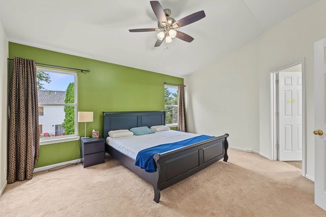 2131 Skylane Drive, Naperville, IL 60564