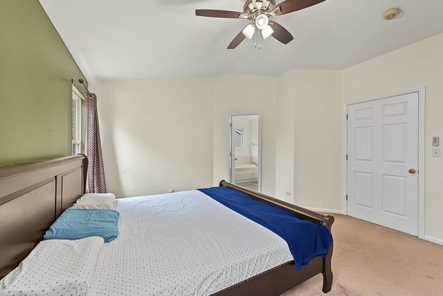 2131 Skylane Drive, Naperville, IL 60564