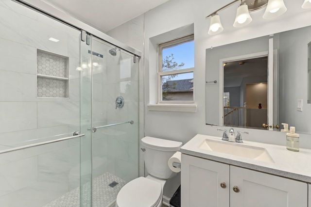 2131 Skylane Drive, Naperville, IL 60564