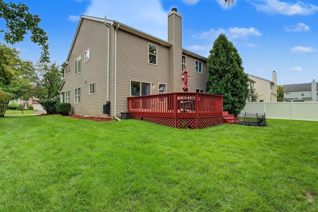 2131 Skylane Drive, Naperville, IL 60564